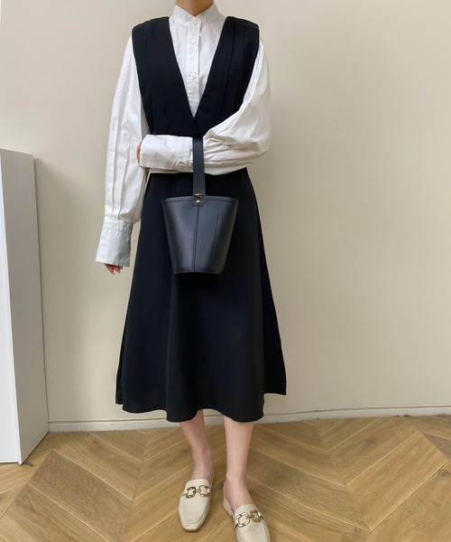 MAISON DE THERESE(メゾン ド テレーズ)の「Vネックベストワンピース(ワンピース・レディース・ブラック/ベージュ・L/M)」の8枚目の写真