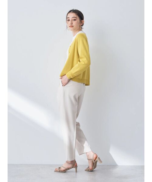 YECCA VECCA（イェッカヴェッカ）の「タックテーパードパンツ（その他パンツ・レディース・ライトベージュ/ネイビー/グリーン系その他3・M/L/S）」の4枚目の写真