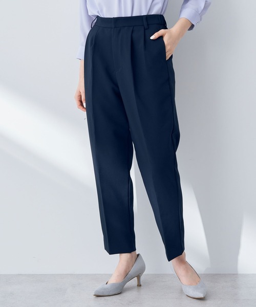 YECCA VECCA（イェッカヴェッカ）の「タックテーパードパンツ（その他パンツ・レディース・ライトベージュ/ネイビー/グリーン系その他3・M/L/S）」の3枚目の写真