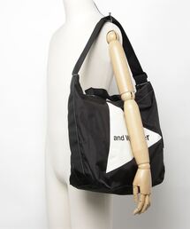 and wander（アンドワンダー）の「and wander/アンドワンダー