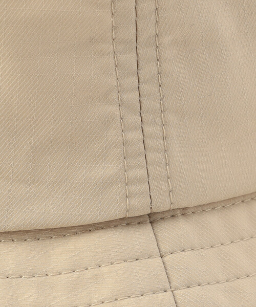 COMME CA ISM(コムサイズム)の「UVカット クマ耳付きハット(ハット・キッズ・ベージュ/ホワイト・MEDIUM/LARGE)」の6枚目の写真