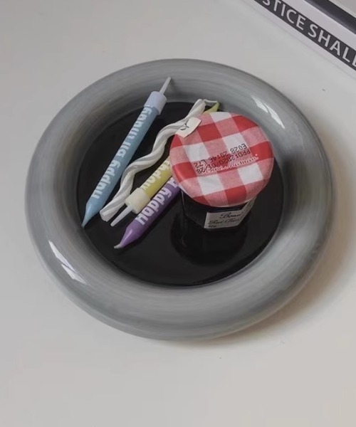 Made in I(メイドインアイ)の「バイカラーぷっくりラウンドプレート(食器・レディース・ピンク/グレー/ブラック/ホワイト/イエロー・FREE)」の18枚目の写真