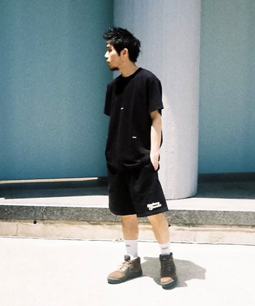 WISM（ウィズム）の「【GARDENS＆SEEDS / ガーデンズアンドシーズ】WISM 別注 S/S TEE（Tシャツ/カットソー・メンズ・ブラック/ベージュ・MEDIUM/LARGE/X-LARGE）」の5枚目の写真