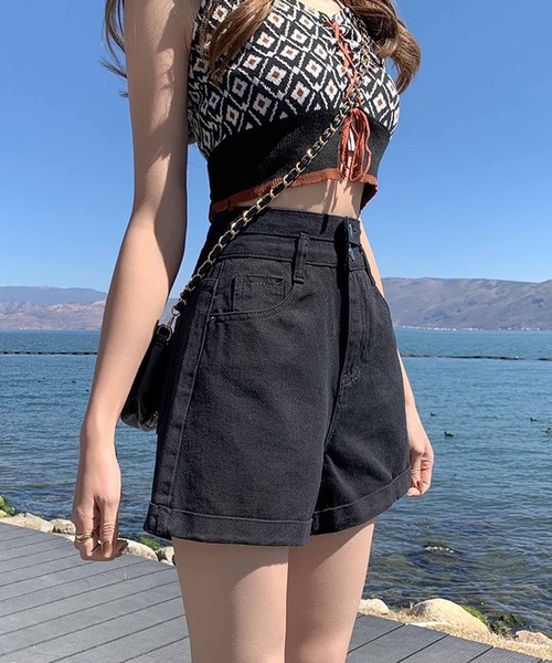 NANEA（ナネア）の「デニムショートパンツ（デニムパンツ・レディース・ブラック/ホワイト/ブルー・SMALL/MEDIUM/LARGE/X-LARGE）」の17枚目の写真