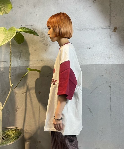 WudgeBoy（ワッジボーイ）の「W coloring TEE（Tシャツ/カットソー・レディース・オレンジ/エンジ/グレー/ブラック/ネイビー/オフホワイト・MEDIUM/LARGE）」の18枚目の写真