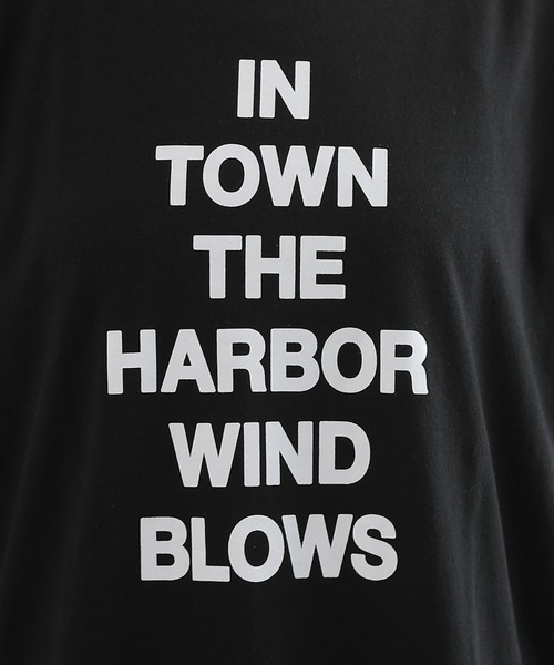 COLONY 2139(コロニートゥーワンスリーナイン)の「20/USA天竺プリント裾スリットTシャツ(Tシャツ/カットソー・レディース・ホワイト/ブラック/サックスブルー・FREE)」の5枚目の写真