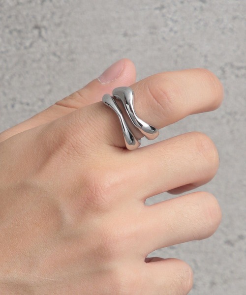 HARE（ハレ）の「ステンレスWウェーブリング(HARE)（リング・メンズ・シルバー・FREE）」の11枚目の写真