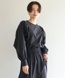 UNFILO（アンフィーロ）の「【撥水/軽量/ストレッチ】MOVE TEX ボリュームスリーブブラウス（シャツ/ブラウス・レディース）」