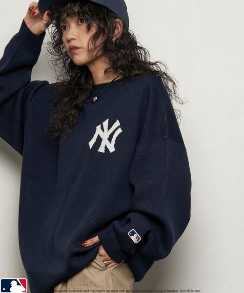 MLB(メジャーリーグベースボール)の「MLB/エムエルビー MLB 別注ジャガードクルーネックニット/プルオーバーニット/ユニセックス(限定展開)(ニット/セーター・メンズ・グリーン/ネイビー/ブラック/サックスブルー/アッシュグレー/ブルー・SMALL/MEDIUM/LARGE)」の8枚目の写真