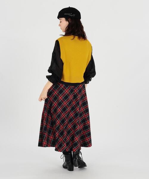 To b. by agnes b.（トゥービーバイアニエスベー）の「WU63 PULLOVER クルーネックミニべスト（ベスト・レディース・イエロー系その他・FREE）」の6枚目の写真