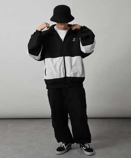 セール】【ZIP FIVE】 ワンポイント ロゴ 刺繍 切替 ナイロン