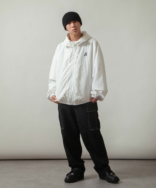 ZIP FIVE（ジップファイブ）の「【ZIP FIVE】 ワンポイント ロゴ 刺繍 切替 ナイロン ジャケット（ナイロンジャケット・メンズ・ブラック系/ワイン/ブラック×グリーン/ブラック/ホワイト/ブラック×ホワイト・X-LARGE/MEDIUM/LARGE）」の9枚目の写真