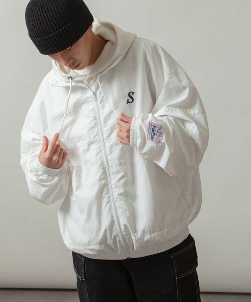 ZIP FIVE（ジップファイブ）の「【ZIP FIVE】 ワンポイント ロゴ 刺繍 切替 ナイロン ジャケット（ナイロンジャケット・メンズ・ブラック系/ワイン/ブラック×グリーン/ブラック/ホワイト/ブラック×ホワイト・X-LARGE/MEDIUM/LARGE）」の8枚目の写真