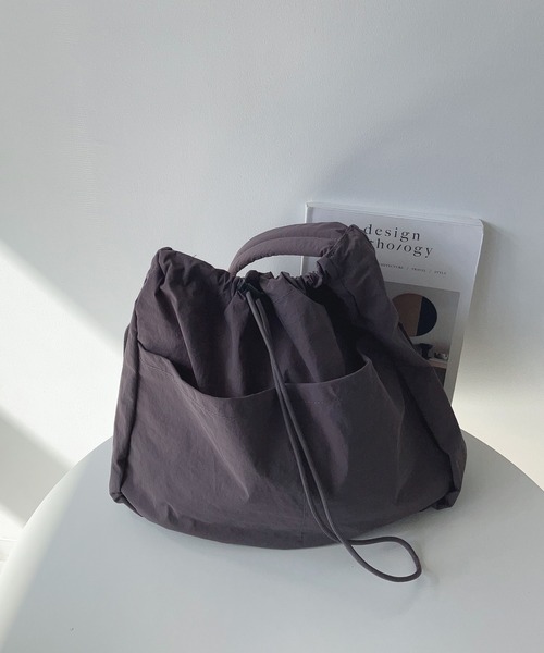 AS KNOW AS plus（アズノゥアズプラス）の「☆ハリソン ナイロン巾着ショルダーバッグ（ショルダーバッグ・レディース・アイボリー/ブラック/カーキ/グレー・FREE）」の12枚目の写真