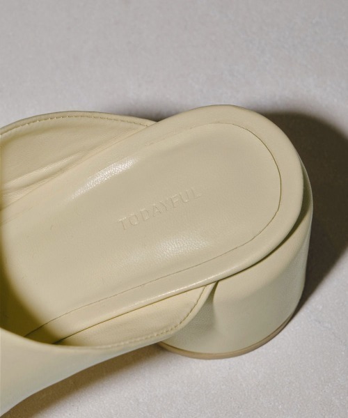 TODAYFUL（トゥデイフル）の「TODAYFUL Chunky Heel Sabot 12321004