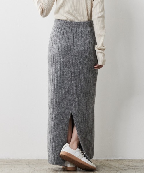 CHIC STYLE(シックスタイル)の「<大きいサイズ>ワイドリブニットロングスカート シックスタイル(スカート・レディース・ブラック/グレー/モカ・L/LL/3L/4L/5L)」の10枚目の写真