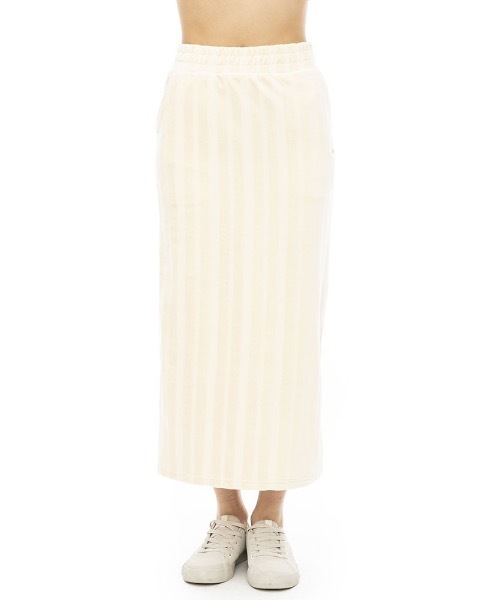 BILLABONG（ビラボン）の「BILLABONG レディース 【CHILLWEAR】 CUT VELOURS LONG SKIRT ロングスカート 【2023年秋冬モデル】/ビラボンセットアップ対応ベロアランダムストライプロングスカート（スカート・レディース・オフホワイト/ブラウン系その他・MEDIUM/LARGE）」の6枚目の写真