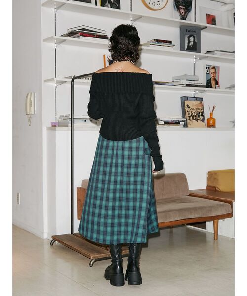 jouetie（ジュエティ）の「オフショルZIPリブニットカーデ（カーディガン/ボレロ・レディース・ブルー/アイボリー/ブラック・MEDIUM）」の19枚目の写真