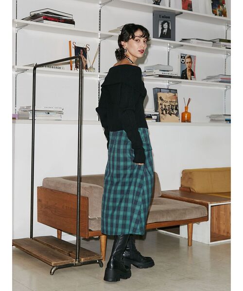 jouetie（ジュエティ）の「オフショルZIPリブニットカーデ（カーディガン/ボレロ・レディース・ブルー/アイボリー/ブラック・MEDIUM）」の20枚目の写真