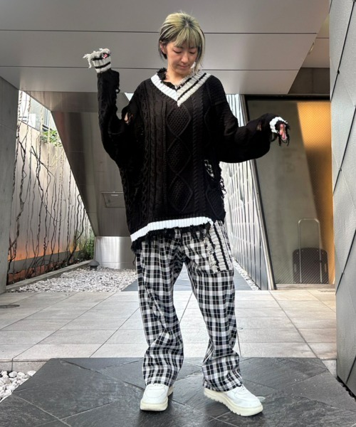 Candy Stripper（キャンディストリッパー）の「CHECK BACK ZIP パンツ（その他パンツ・レディース・レッド/ブルー/ブラック・2）」の8枚目の写真