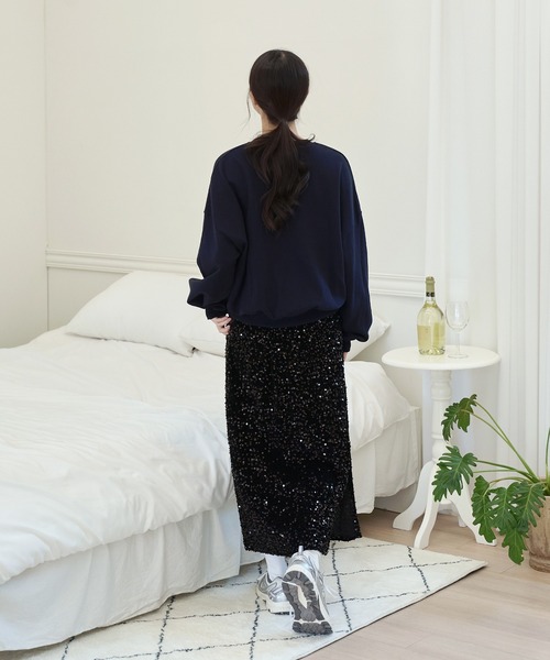 UNE MANSION（ユヌマンション）の「スパンコールキラキララメ加工スリットロングスカート（スカート・レディース・ブラック/シルバー/ブラウン・FREE）」の6枚目の写真
