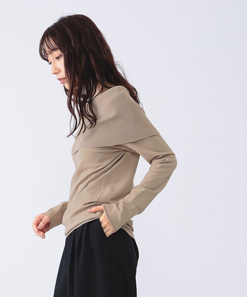 BEAMS　オフショルダー　ベージュニット　長袖 Demi-Luxe BEAMS（デミルクス ビームス）の「Demi-Luxe BEAMS / オフ
