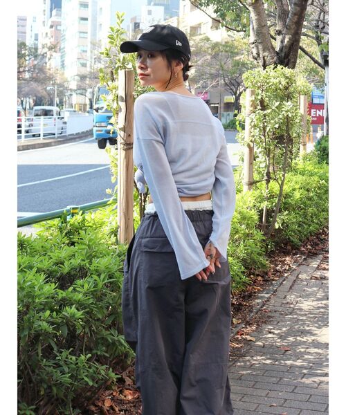 Ungrid(アングリッド)の「シアールーズカラーニット(ニット/セーター・レディース・パープル/イエロー/オレンジ/ブルー・FREE)」の16枚目の写真