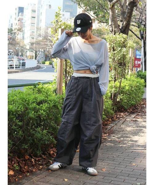 Ungrid(アングリッド)の「シアールーズカラーニット(ニット/セーター・レディース・パープル/イエロー/オレンジ/ブルー・FREE)」の17枚目の写真