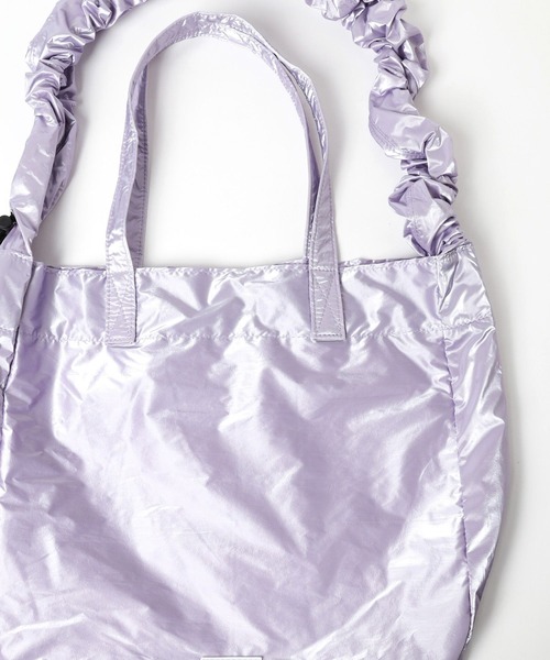 BAYFLOW(ベイフロー)の「メタリック2WAYショルダー(ショルダーバッグ・レディース・ブラック/ブルー/ラベンダー/ホワイト・FREE)」の6枚目の写真