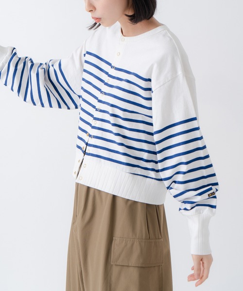 kha:ki（カーキ）の「「KHA:KI/カーキ」パネルボーダー11ボタンカーディガン（カーディガン/ボレロ・レディース・ホワイト×ブルー・1）」の5枚目の写真