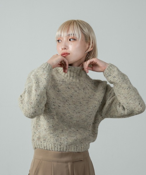 Amiur（エミレ）の「nep yarn turtle neck knit / ネップヤーンタートルネックニット（ニット/セーター・レディース・ブラウン/オートミール・FREE）」の8枚目の写真
