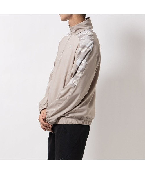 Reebok（リーボック）の「トレイン モーション カモ 1/4 ジップトップ / TRAIN MOTION CAMO 1/4 ZIP TOP（その他トップス・メンズ・ベージュ/ブラック・LARGE/MEDIUM/SMALL/XX-LARGE/X-LARGE）」の7枚目の写真