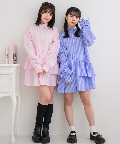 ems excite(エムズエキサイト)の「袖ドロストイレヘムチュニック(ワンピース・レディース・ホワイト/ピンク/ブルー系その他・FREE)」の4枚目の写真