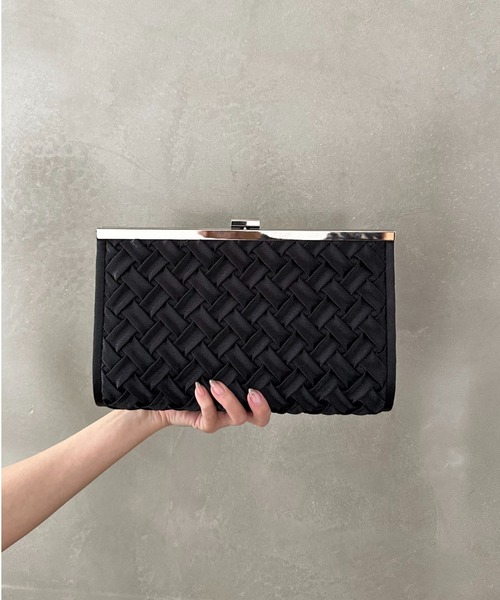 My shawty（ﾏｲｼｬｳﾃｨｰ）の「crochet satin bag（クラッチバッグ・レディース・シルバー/ブラック・FREE）」の2枚目の写真