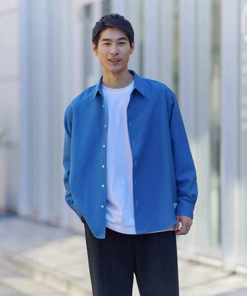 ITEMS URBANRESEARCH(アイテムズ アーバンリサーチ)の「『イージーケア/UVカット』シンセティックデニム コントラストステッチシャツ(シャツ/ブラウス・メンズ・ライトブルー/ネイビー・MEDIUM/LARGE)」の5枚目の写真