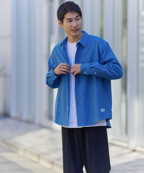 ITEMS URBANRESEARCH(アイテムズ アーバンリサーチ)の「『イージーケア/UVカット』シンセティックデニム コントラストステッチシャツ(シャツ/ブラウス・メンズ・ライトブルー/ネイビー・MEDIUM/LARGE)」の6枚目の写真