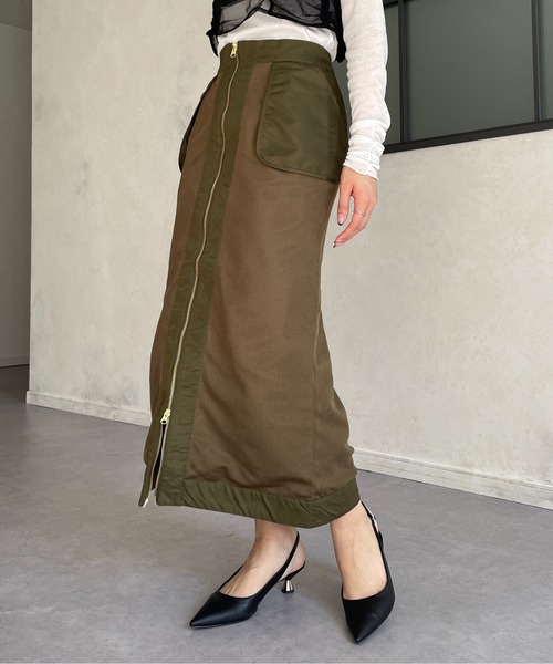 Thevon(ゼボン)の「メッシュドッキングミリタリーナロースカート(スカート・レディース・カーキ/ブラック・FREE)」の4枚目の写真