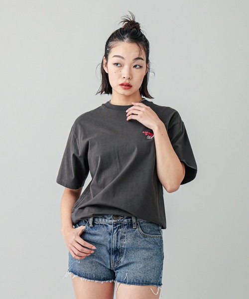 X-girl（エックスガール）の「MILK SHAKE S/S TEE（Tシャツ/カットソー・レディース・ライトピンク/ホワイト/チャコール・S/M/L/XL）」の19枚目の写真