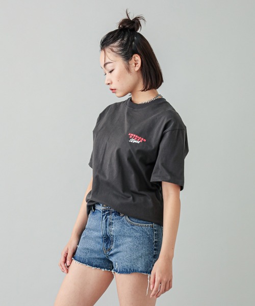 X-girl（エックスガール）の「MILK SHAKE S/S TEE（Tシャツ/カットソー・レディース・ライトピンク/ホワイト/チャコール・S/M/L/XL）」の21枚目の写真