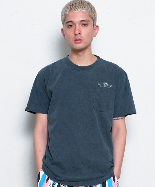 SALT&MUGS(ソルトアンドマグス)の「Old Logo Pkt Tee(Tシャツ/カットソー・メンズ・ブラック/イエロー/グリーン/バーガンディー・MEDIUM/LARGE/X-LARGE)」の2枚目の写真