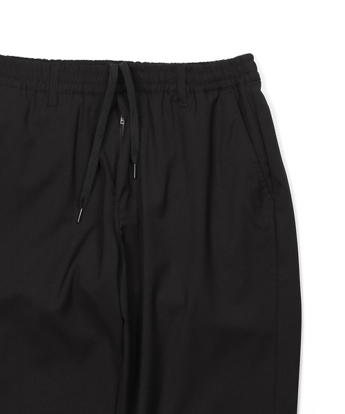 The DUFFER of ST.GEORGE（ザダファーオブセントジョージ）の「【WEB限定アイテム】WOOL LIKE EASY SLACKS：ウエストゴム ウールライク イージースラックス（スラックス・メンズ・グレー/ブラック・X-LARGE/LARGE/MEDIUM/SMALL）」の10枚目の写真