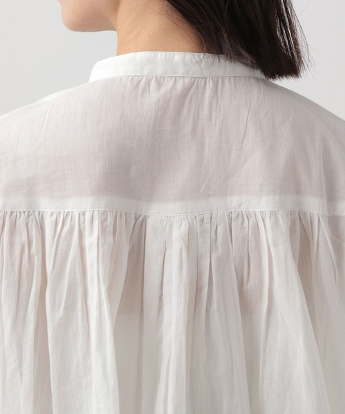 Elura（エルーラ）の「コットンボイルピンタックブラウス/995391（シャツ/ブラウス・レディース・ブラック/オフホワイト・FREE）」の13枚目の写真