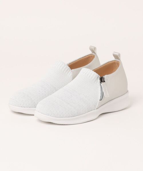 Parade（パレード）の「【軽量】サイドジップスリッポンスニーカー 2252【Parade】（スニーカー・レディース・ブラック/シルバー/グレー・23.5cm/24.0cm/24.5cm/23.0cm）」の3枚目の写真