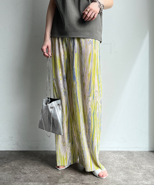 DouDou（ドゥドゥ）の「【WEB限定】プリントプリーツパンツ（その他パンツ・レディース・グレー/イエロー/サックスブルー・FREE）」の19枚目の写真