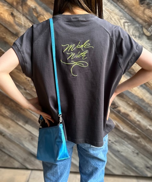 mi via loca(ミヴィアロカ)の「ハート&ロゴ刺繍 ラグランTシャツ(Tシャツ/カットソー・レディース・ベージュ/オフホワイト/ホワイト×ブラック/スミクロ・FREE)」の20枚目の写真