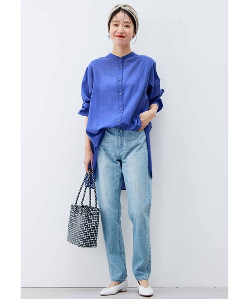 Live in comfort（リブインコンフォート）の「リブ　イン　コンフォート　後ろたっぷりギャザーがかわいい　コットンシアーロングシャツ（シャツ/ブラウス・レディース・ライム/オフホワイト/ブルー・X-LARGE/LARGE/MEDIUM/XX-LARGE/SMALL/XXX-LARGE）」の7枚目の写真