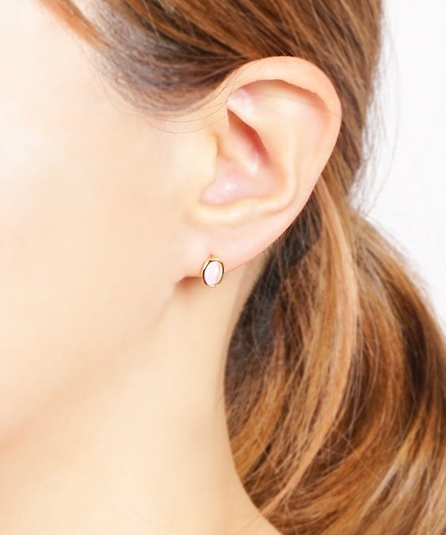 itam（アイタム）の「【itam】アイタム/ 天然石　NATURAL STONE オーバル ブラスピアス（ピアス（両耳用）・レディース・ホワイト/その他/ブルー/イエロー/ピンク・FREE）」の19枚目の写真