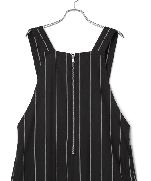 ADAM ET ROPE'(アダムエロペ)の「《環境配慮》フロントジップサロペット(サロペット/オーバーオール・レディース・グレー系その他/ブラック・FREE)」の11枚目の写真