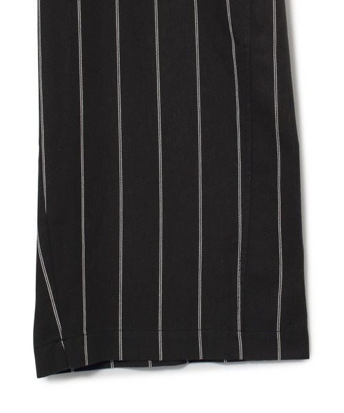 ADAM ET ROPE'(アダムエロペ)の「《環境配慮》フロントジップサロペット(サロペット/オーバーオール・レディース・グレー系その他/ブラック・FREE)」の15枚目の写真