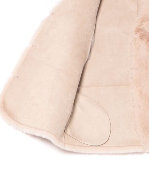 Q（キュー）の「リバーフェイクファーベスト（ベスト・レディース・ベージュ/グレイッシュベージュ・MEDIUM）」の6枚目の写真